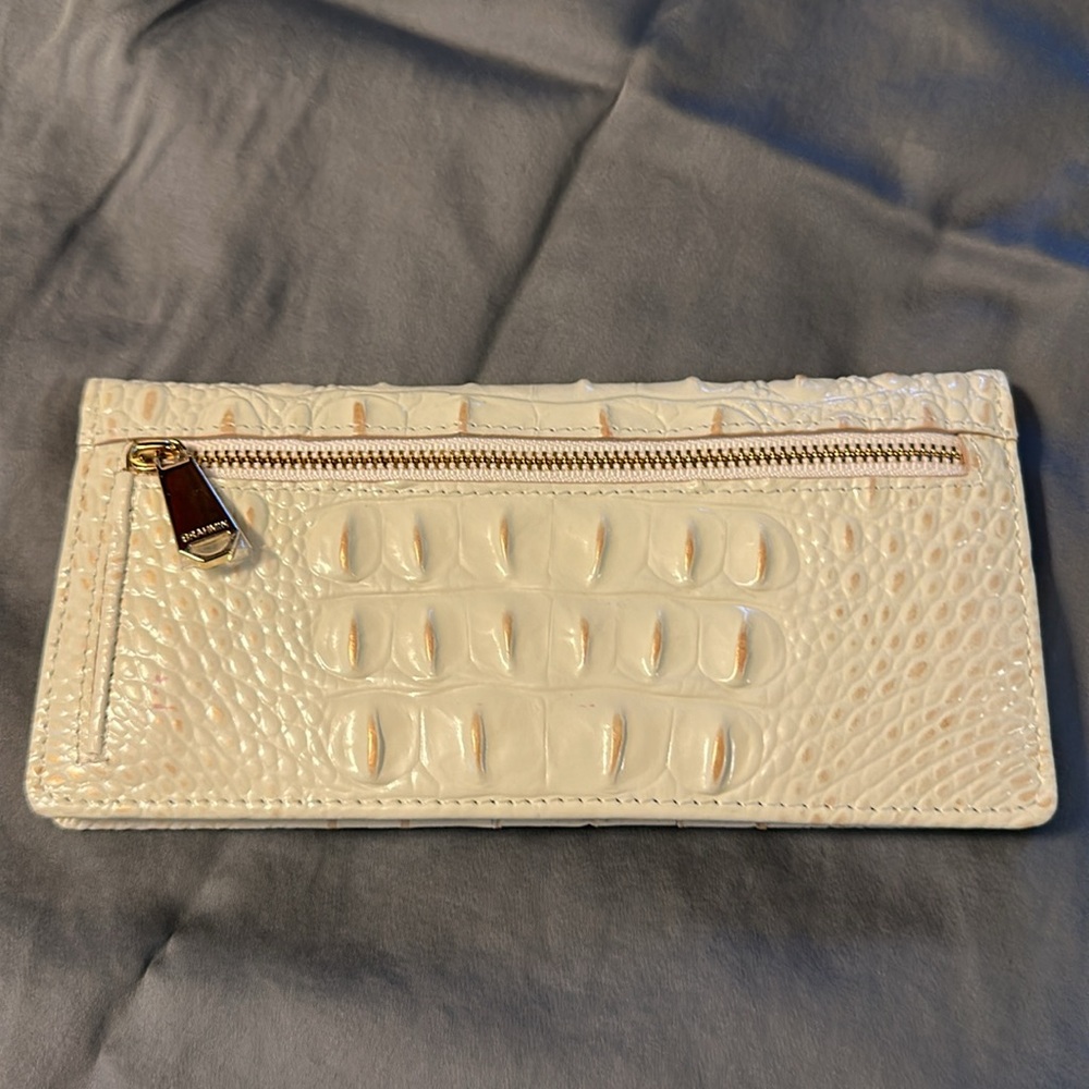 Brahmin Ady Wallet with shoulder bag thrown in! - Picture 3 of 8
